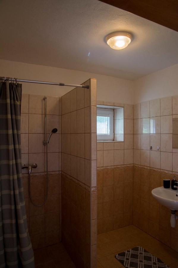 Ubytovani Domecek V Mikulove Apartman Kültér fotó